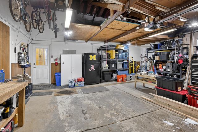 501 Westover Pass, Grand Blanc, MI 48439