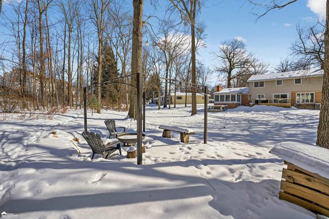 501 Westover Pass, Grand Blanc, MI 48439