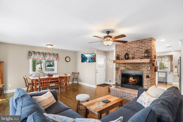 339 PLUSH MILL RD, Wallingford, PA 19086