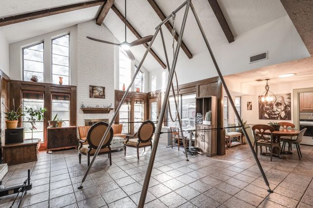 1802 Clover Spring Drive, Houston, TX 77339