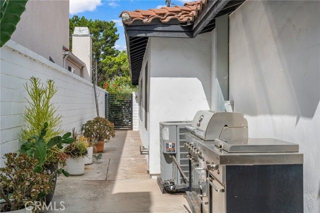 314 Ultimo Avenue, Long Beach, CA 90814