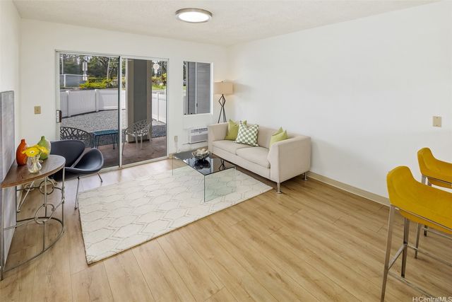 94-201 Paioa Place A-101, Waipahu, HI 96797