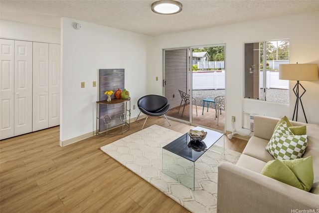 94-201 Paioa Place A-101, Waipahu, HI 96797