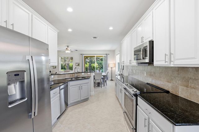 10684 Ivanhoe Lane, Wellington, FL 33414