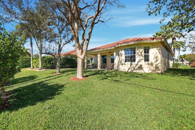 10684 Ivanhoe Lane, Wellington, FL 33414