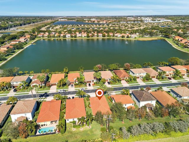 10684 Ivanhoe Lane, Wellington, FL 33414