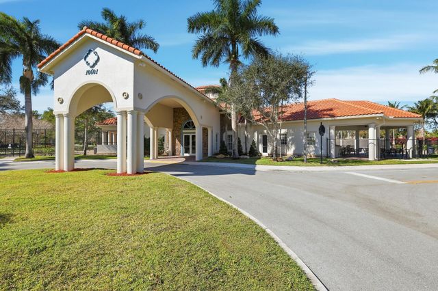 10684 Ivanhoe Lane, Wellington, FL 33414