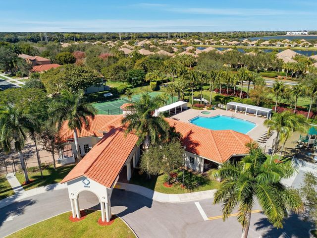 10684 Ivanhoe Lane, Wellington, FL 33414