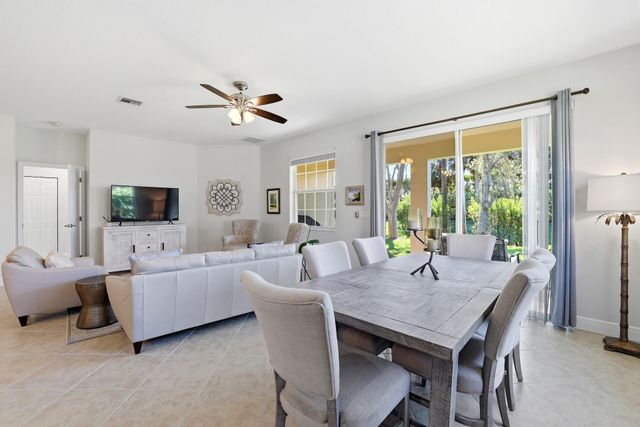 10684 Ivanhoe Lane, Wellington, FL 33414