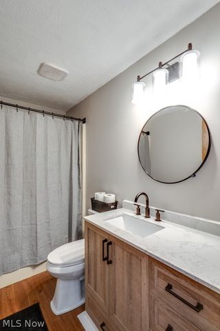 3767 Lake Run Boulevard, Stow, OH 44224