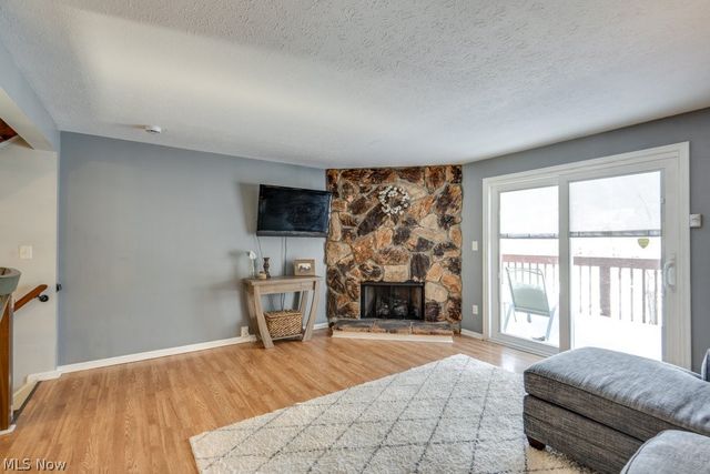 3767 Lake Run Boulevard, Stow, OH 44224