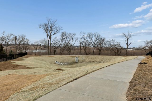 7030 N 172 Street, Bennington, NE 68007