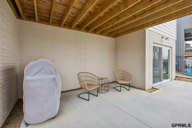 7030 N 172 Street, Bennington, NE 68007