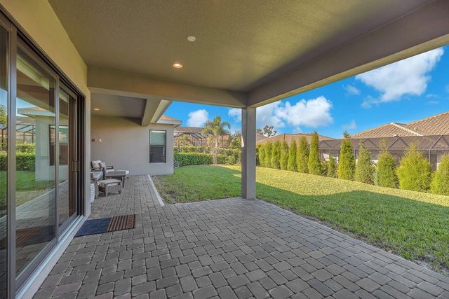 14709 FISHHAWK PRESERVE DRIVE, Lithia, FL 33547