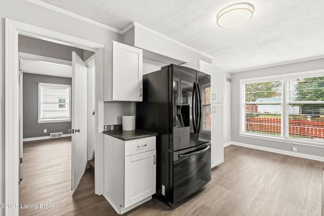 4003 Midland Ave, Louisville, KY 40220