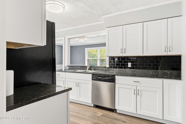 4003 Midland Ave, Louisville, KY 40220