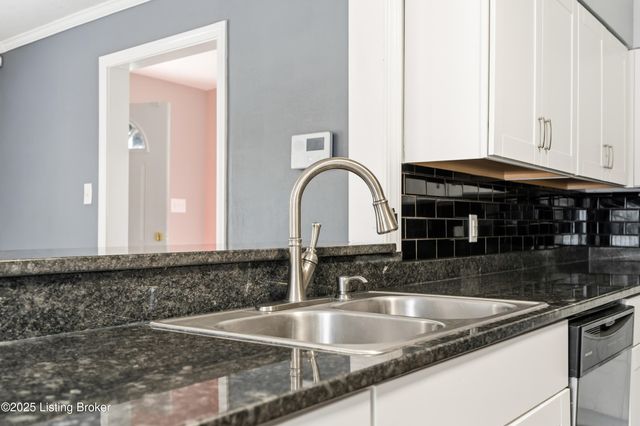 4003 Midland Ave, Louisville, KY 40220