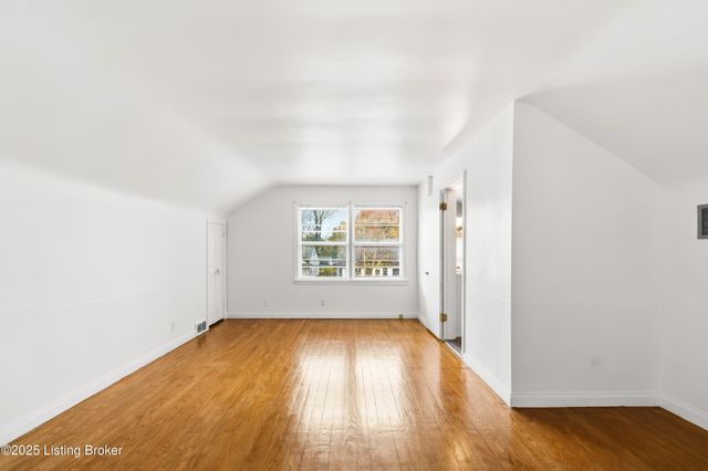 4003 Midland Ave, Louisville, KY 40220