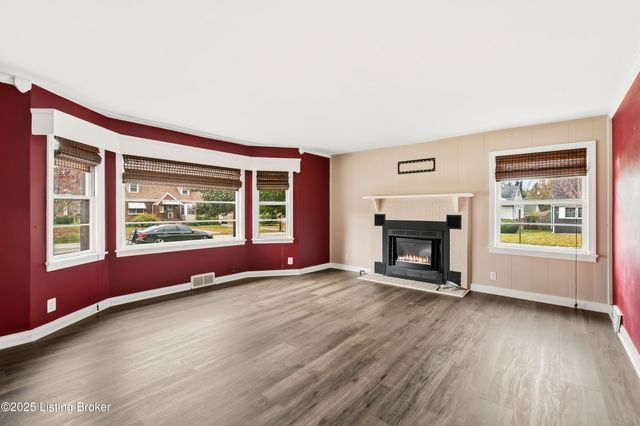 4003 Midland Ave, Louisville, KY 40220