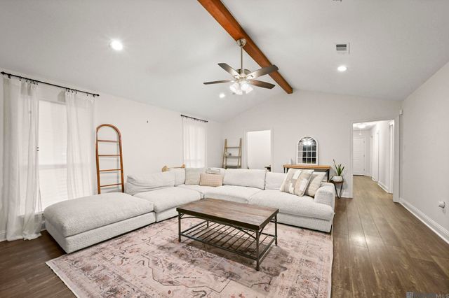 18126 Burnham Way, Greenwell Springs, LA 70739