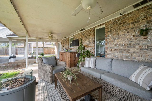 18126 Burnham Way, Greenwell Springs, LA 70739