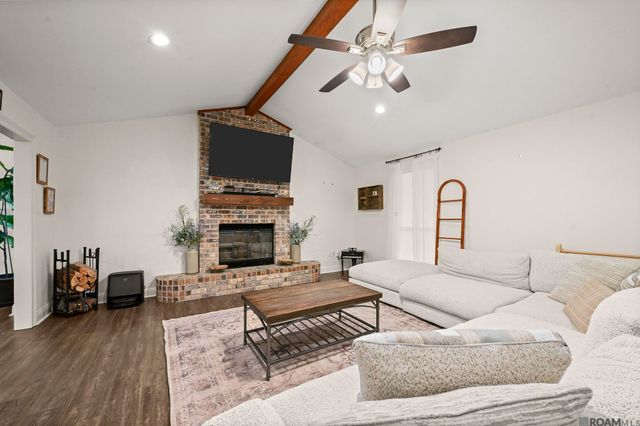 18126 Burnham Way, Greenwell Springs, LA 70739