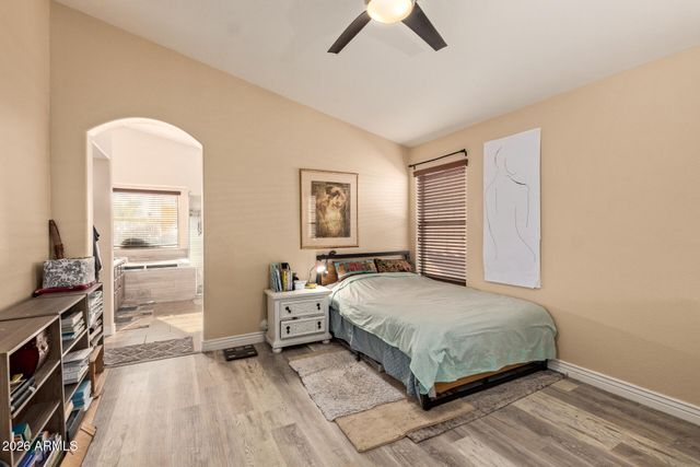 28906 N NOBEL Road, Phoenix, AZ 85085