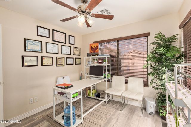 28906 N NOBEL Road, Phoenix, AZ 85085