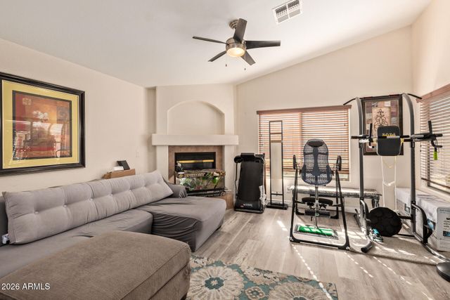 28906 N NOBEL Road, Phoenix, AZ 85085