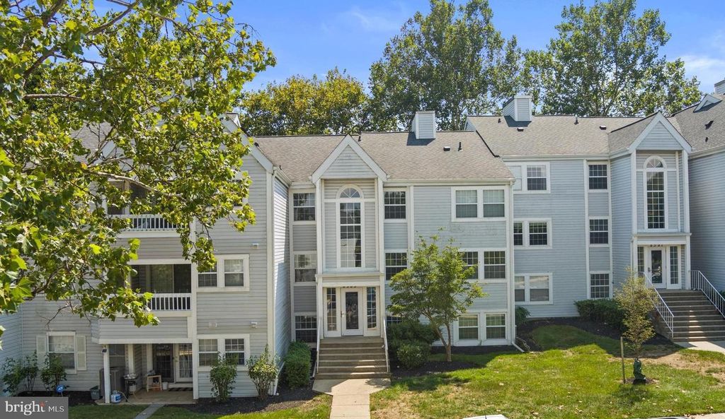 8385 MONTGOMERY RUN RD #F, Ellicott City, MD 21043