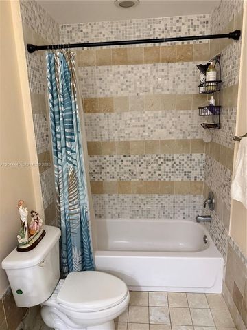 2006 White Coral Crt., Wellington, FL 33414