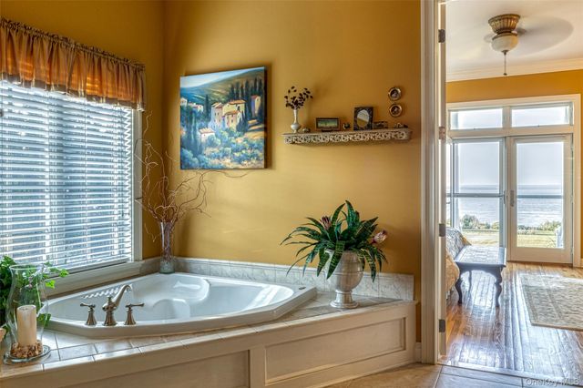 1640 Grandview Drive, Orient, NY 11957