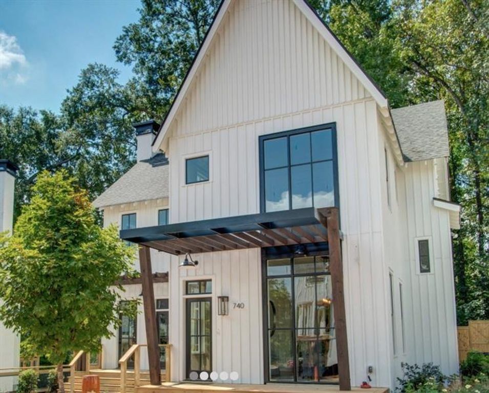 740 Belt SE Loop, Atlanta, GA 30316