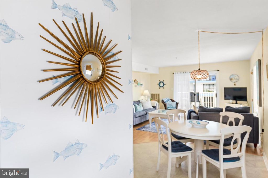 Image 2 of property listing at 6 127TH ST #201, Ocean City, MD 21842