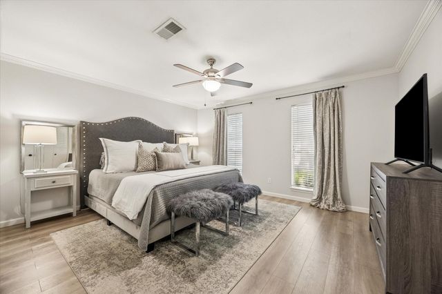 11010 Overbrook Lane, Houston, TX 77042