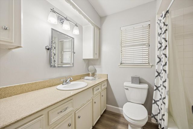 11010 Overbrook Lane, Houston, TX 77042