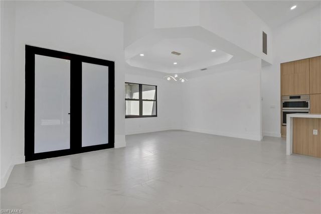 730 29th ST SW, Naples, FL 34117