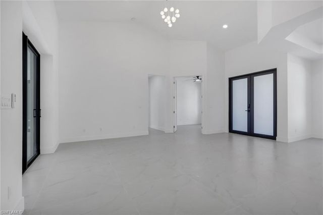 730 29th ST SW, Naples, FL 34117