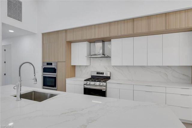 730 29th ST SW, Naples, FL 34117