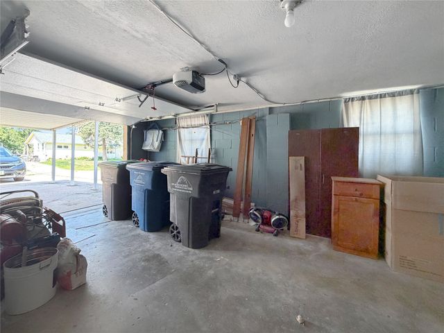 3617 SW 2nd Street, Des Moines, IA 50315