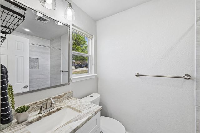 6000 Wagon BND, Austin, TX 78744