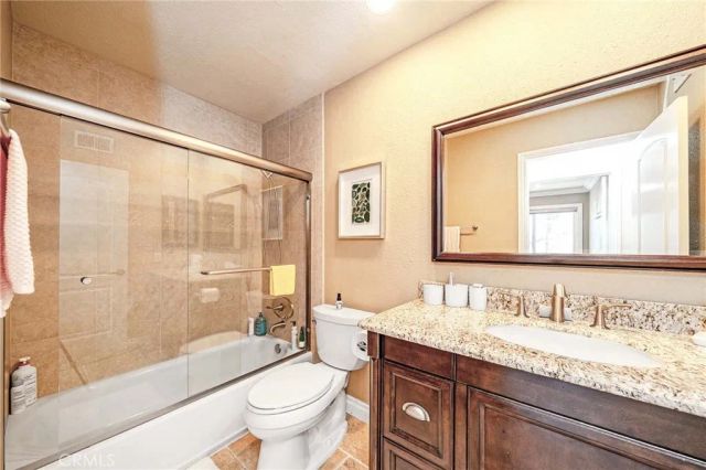 141 Meadowcreek, Brea, CA 92821