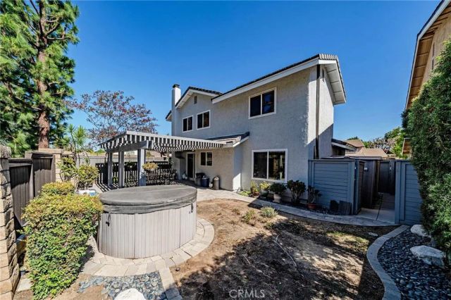 141 Meadowcreek, Brea, CA 92821