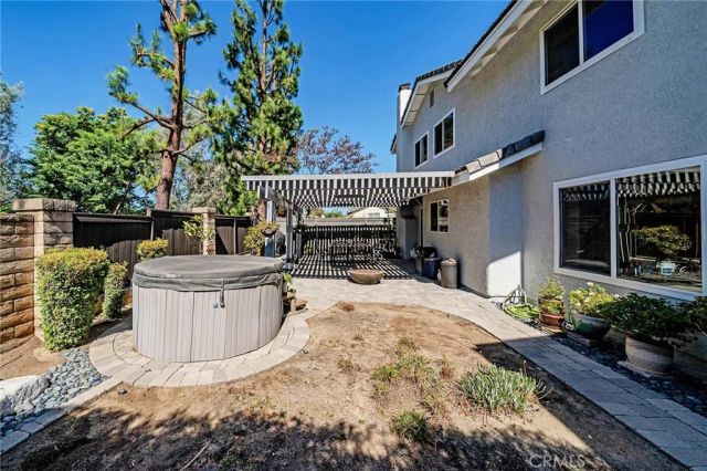 141 Meadowcreek, Brea, CA 92821