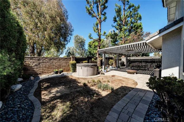 141 Meadowcreek, Brea, CA 92821