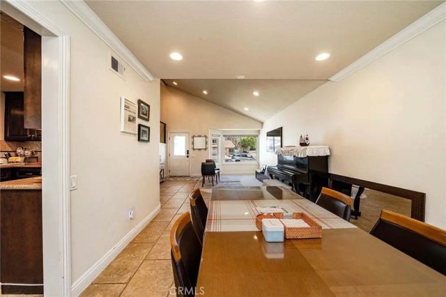 141 Meadowcreek, Brea, CA 92821