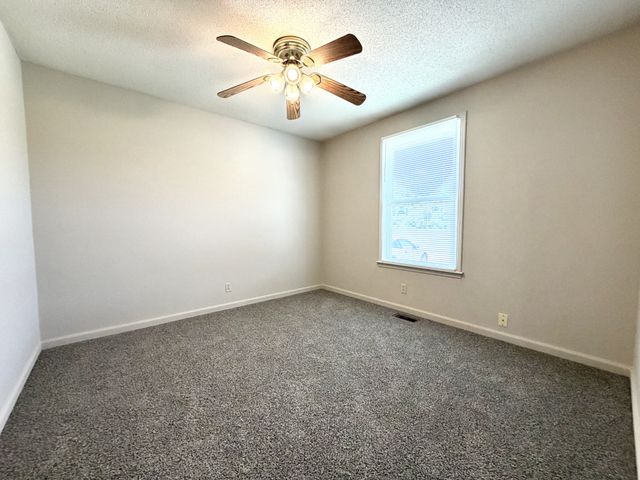 754 Bancroft Cir Apt C, Clarksville, TN 37042