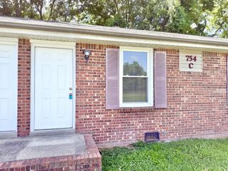 754 Bancroft Cir Apt C, Clarksville, TN 37042