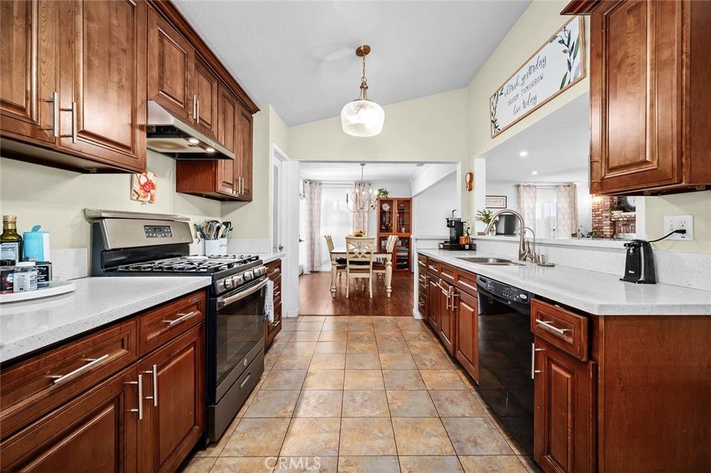 Image 17 of property listing at 15231 Mccann, La Mirada, CA 90638