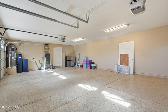 9777 N CHEMEHLEVI Drive, Casa Grande, AZ 85122